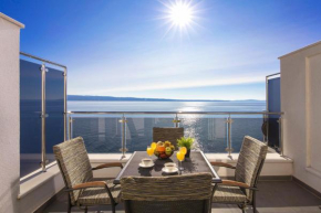 Imagine Penthouse Beachfront